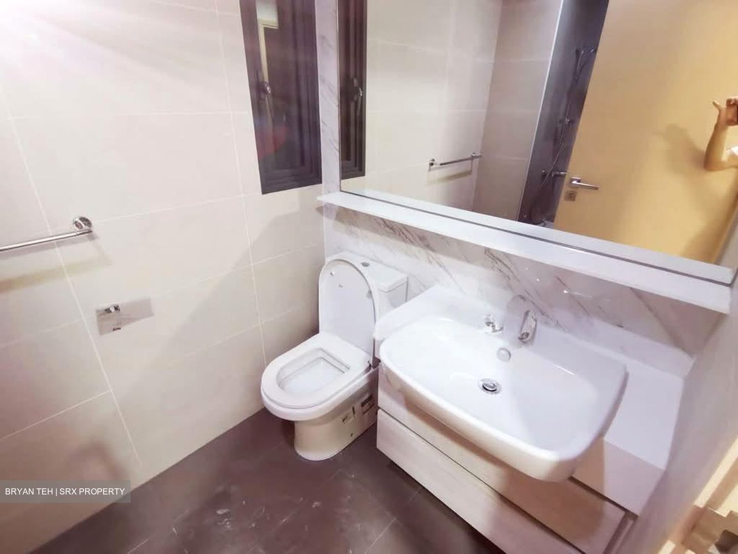 The Luxurie (D19), Condominium #583461131